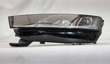 Load image into Gallery viewer, Frontscheinwerfer Skoda Octavia IV 5E4941015B Ein Stück (Rechts oder Links) SCH6897844217hl