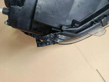 Laden Sie das Bild in den Galerie-Viewer, Frontscheinwerfer Dacia Duster 260609367R Links Scheinwerfer Headlight SCH9355491219ax