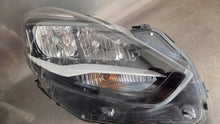 Laden Sie das Bild in den Galerie-Viewer, Frontscheinwerfer Opel Zafira C 39107634 LED Rechts Scheinwerfer Headlight SCH3515421274ch