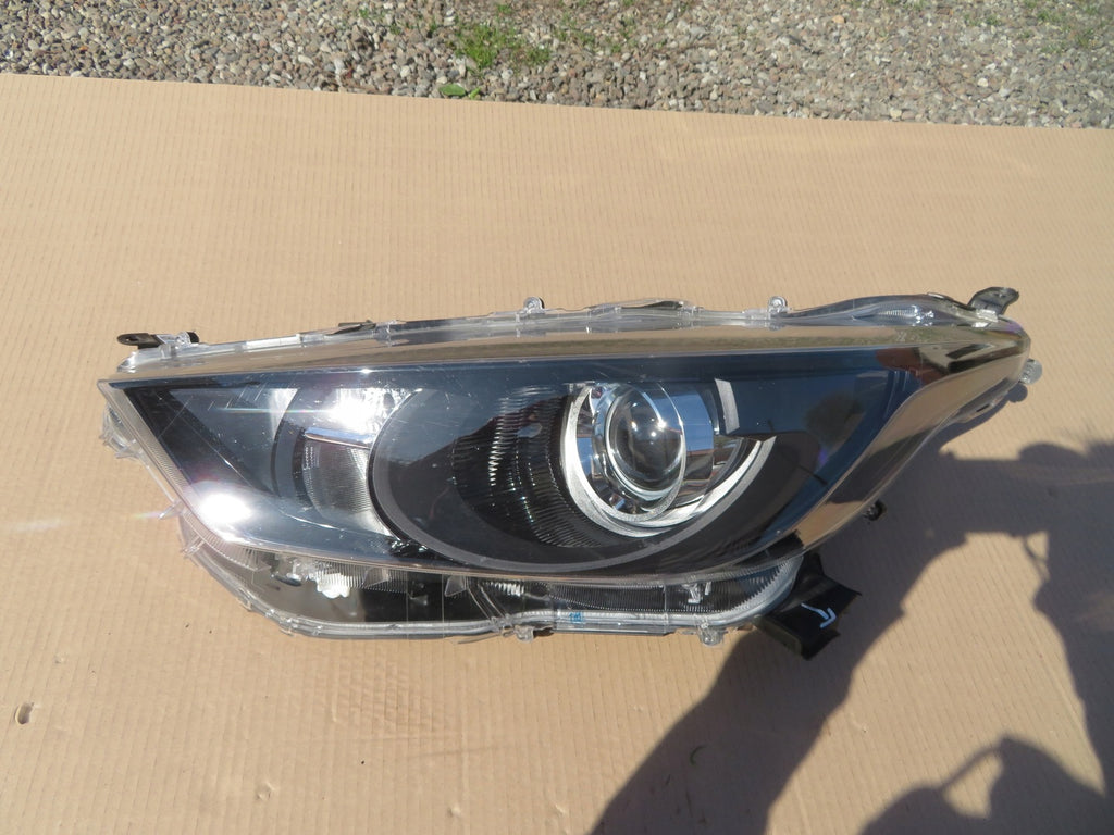 Frontscheinwerfer Toyota Yaris Links Scheinwerfer Headlight