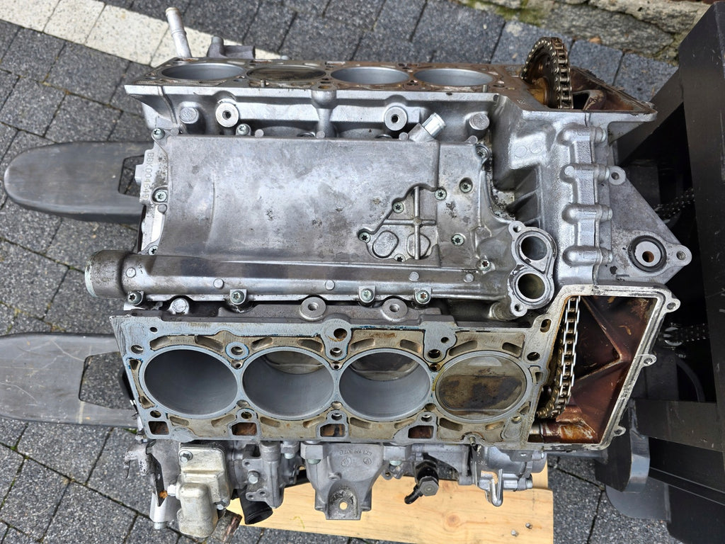 Motorblock Audi BBK 4.2 344PS 253kW 178TKm Benzin Unkomplett