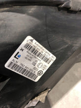 Load image into Gallery viewer, Frontscheinwerfer VW Sharan 7N2941005 Links Scheinwerfer Headlight SCH7291802465jk