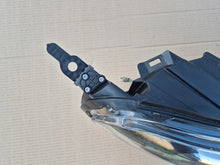 Load image into Gallery viewer, Frontscheinwerfer Citroën Jumpy 9832837680 9832836480 Xenon Ein Satz Headlight SCH7324200743ha