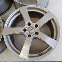 Load image into Gallery viewer, 4x Alufelge 18 Zoll 8.0" 5x114.3 45ET Glanz Silber Toyota Avalon Rim Wheel FEL1053594722wi