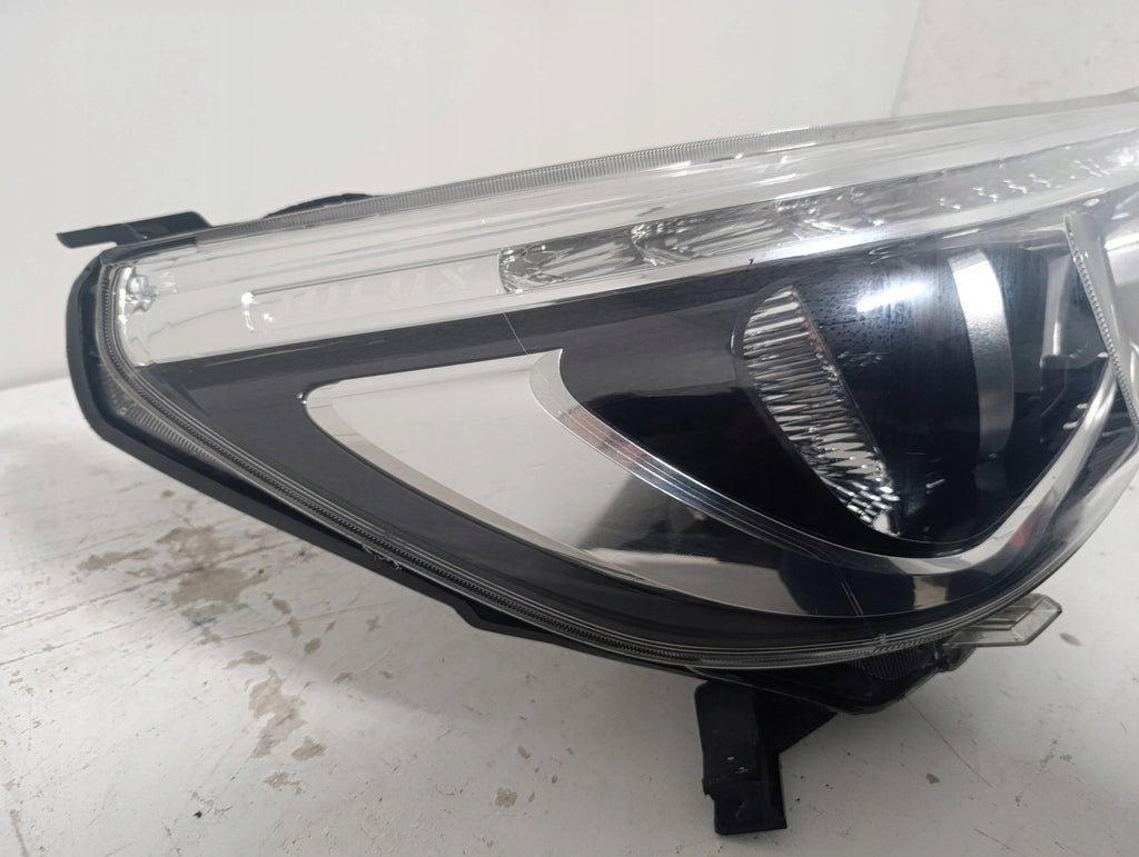 Frontscheinwerfer Toyota Hilux VIII Full LED Rechts Scheinwerfer Headlight SCH8231190777lz