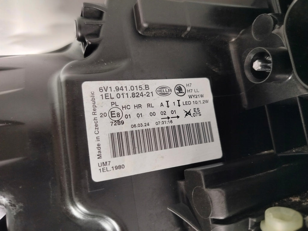 Frontscheinwerfer Skoda Fabia III 6V1941015B LED Links Scheinwerfer Headlight