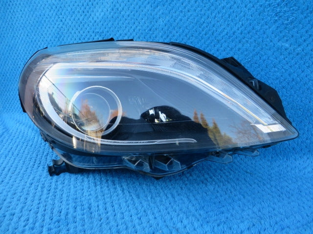 Frontscheinwerfer Mercedes-Benz W246 A2468200861 Xenon Rechts Headlight