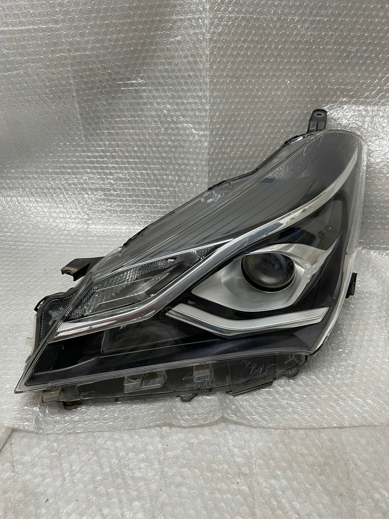 Frontscheinwerfer Toyota Yaris 81170-0DJ90 LED Links Scheinwerfer Headlight SCH3843858885ln