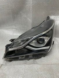 Frontscheinwerfer Toyota Yaris 81170-0DJ90 LED Links Scheinwerfer Headlight SCH3843858885ln