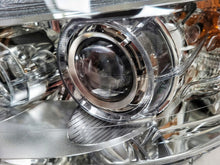 Laden Sie das Bild in den Galerie-Viewer, Frontscheinwerfer Mercedes-Benz W204 A2048202961 A2048200159 Xenon Ein Satz SCH5509218011yg
