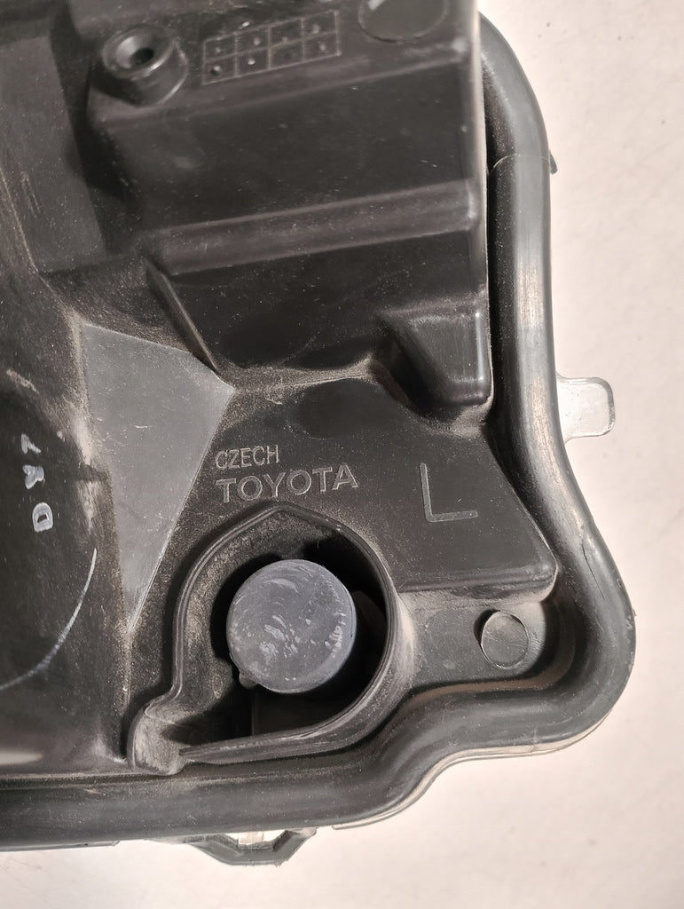 Frontscheinwerfer Toyota Yaris Links Scheinwerfer Headlight