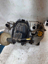 Laden Sie das Bild in den Galerie-Viewer, Frontscheinwerfer Mercedes-Benz Slk R170 DRL7038 Rechts Scheinwerfer Headlight