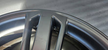 Laden Sie das Bild in den Galerie-Viewer, 1x Alufelge 19 Zoll 8.0" 5x112 26ET Glanz Schwarz 8T0601025 Audi A5 Rim Wheel FEL6704272761gv