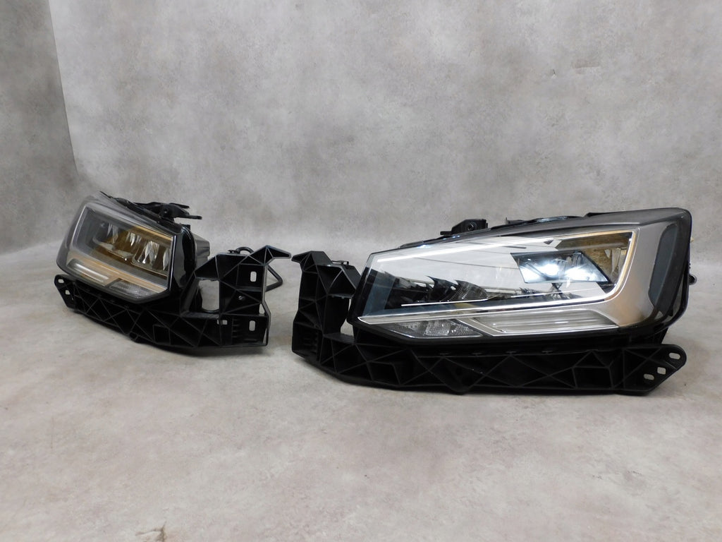 Frontscheinwerfer Audi Q2 81A941011 LED Ein Stück (Rechts oder Links) Headlight