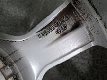 Load image into Gallery viewer, 1x Alufelge 16 Zoll 6.5&quot; 5x112 43ET Glanz Silber 8V5071496 Audi A3 Rim Wheel