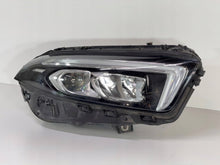 Load image into Gallery viewer, Frontscheinwerfer Mercedes-Benz W177 A1779064803 MDE89132AMDE89132B Links SCH6685300804bg
