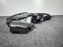 Load image into Gallery viewer, Frontscheinwerfer BMW X7 G07 9880593 9880594 Full LED Ein Satz Headlight SCH6956094035ig