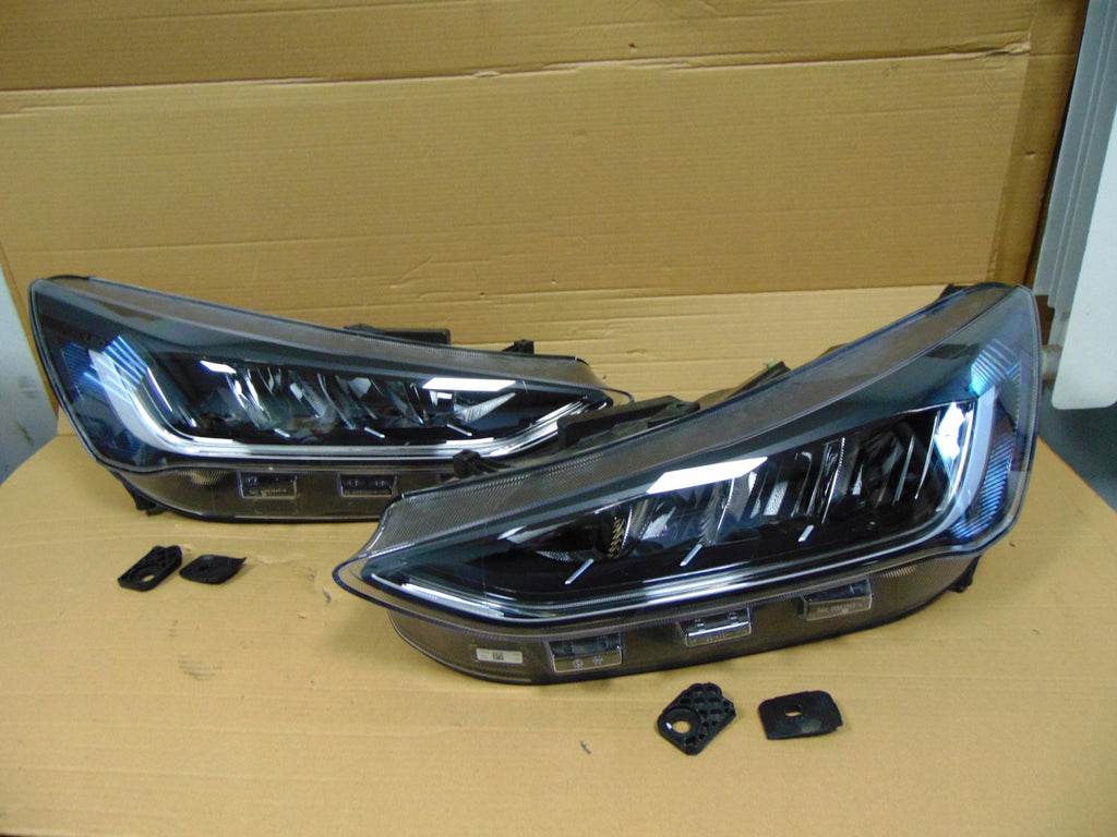 Frontscheinwerfer Ford Focus NX7B-13E014-CF LED Rechts Scheinwerfer Headlight