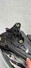 Laden Sie das Bild in den Galerie-Viewer, Frontscheinwerfer Mercedes-Benz A2149067002 Full LED Rechts Headlight SCH4018157906on