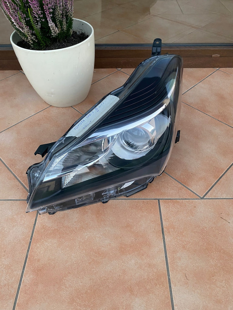 Frontscheinwerfer Toyota Yaris LED Links Scheinwerfer Headlight