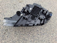 Load image into Gallery viewer, Frontscheinwerfer BMW 2 F22 F87 F23 8738680 LED Rechts Scheinwerfer Headlight SCH2712780640jt