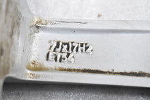 Laden Sie das Bild in den Galerie-Viewer, 1x Alufelge 17 Zoll 7.0&quot; 5x112 54ET Glanz Silber 1K5071497 VW Golf V Plus