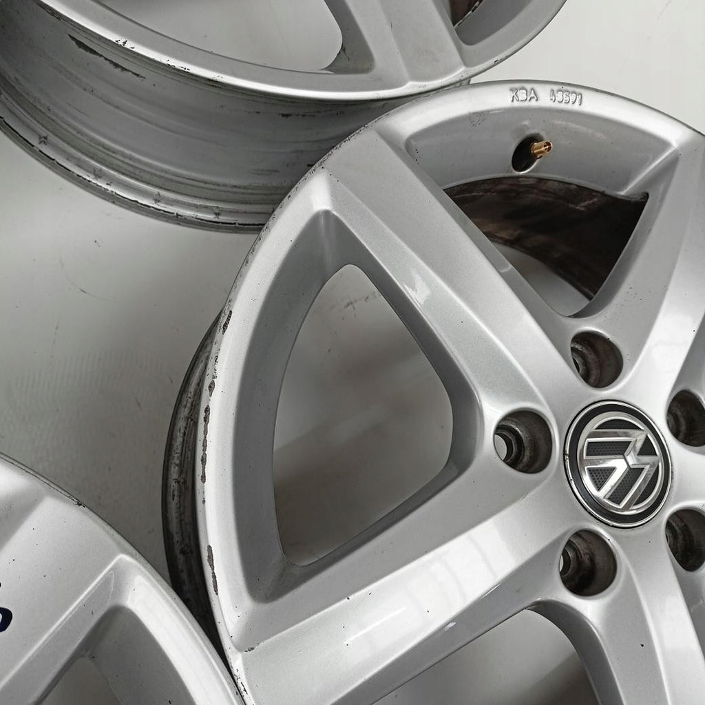 4x Alufelge 16 Zoll 6.0" 5x112 48ET 5G0071496 VW Golf VII Touran I Rim Wheel FEL3589361878gh