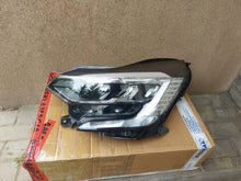 Laden Sie das Bild in den Galerie-Viewer, Frontscheinwerfer Renault Captur II 260608054R Full LED Links Headlight SCH7429856791gv