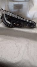 Laden Sie das Bild in den Galerie-Viewer, Frontscheinwerfer Toyota Corolla 81110-02X10 Rechts Scheinwerfer Headlight SCH8645441465wp