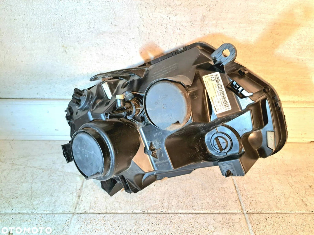 Frontscheinwerfer Dacia Duster 260608209R Links Scheinwerfer Headlight SCH3285724310zq