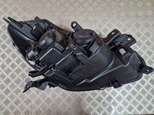 Laden Sie das Bild in den Galerie-Viewer, Frontscheinwerfer Renault Clio III 7701070491 Links Scheinwerfer Headlight