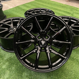 4x Alufelge 18 Zoll 8.5