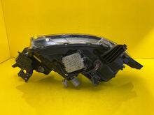 Laden Sie das Bild in den Galerie-Viewer, Frontscheinwerfer Mitsubishi Outlander III 8301D3-31 LED Links Headlight