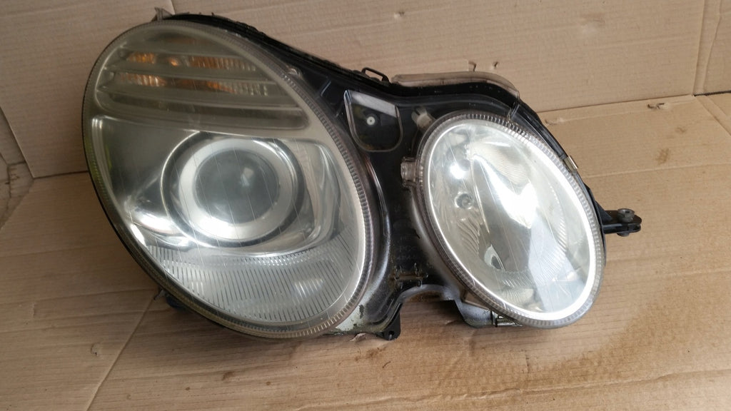 Frontscheinwerfer Mercedes-Benz W211 387178 Rechts Scheinwerfer Headlight SCH5601536965vb
