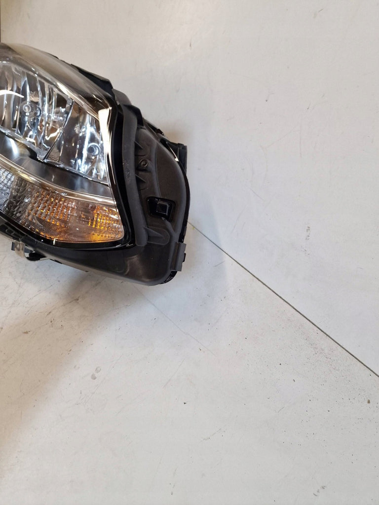Frontscheinwerfer Mercedes-Benz W246 A2468205461 LED Rechts Headlight SCH4633116471ui