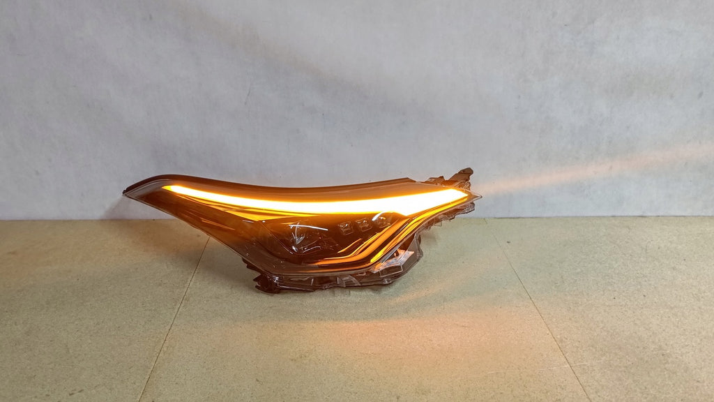 Frontscheinwerfer Toyota C-Hr 81130-YP28081110-YP280-00 LED Rechts Headlight