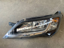 Laden Sie das Bild in den Galerie-Viewer, Frontscheinwerfer Citroën Jumper 00468622940 Links Scheinwerfer Headlight SCH3102113658uh