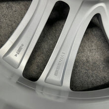Load image into Gallery viewer, 1x Alufelge 19 Zoll 8.5" 5x112 25ET 6863114 BMW 7 G11 G12 Rim Wheel FEL4170601609dr