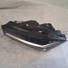Laden Sie das Bild in den Galerie-Viewer, Frontscheinwerfer Skoda Superb I 3P1941015 LED Links Scheinwerfer Headlight SCH8664220928dv