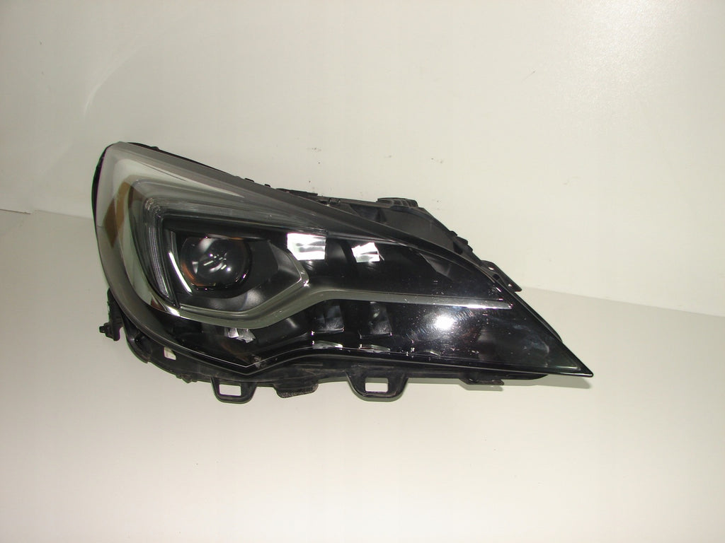 Frontscheinwerfer Opel Astra 39055746 662588537 LED Rechts Headlight