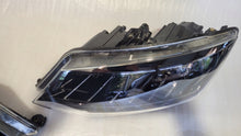 Load image into Gallery viewer, Frontscheinwerfer Skoda Fabia III 6V1941015B LED Ein Satz Scheinwerfer Headlight
