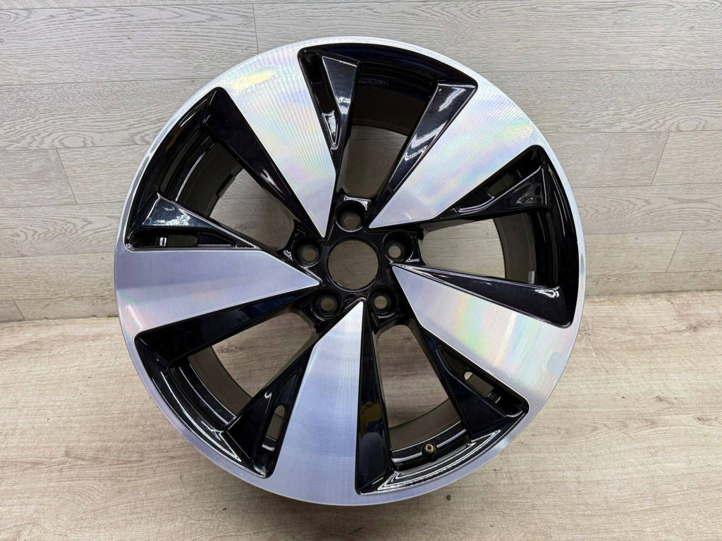 1x Alufelge 19 Zoll 8B3601025AR Audi A5 Rim Wheel FEL7894045308ur