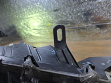 Laden Sie das Bild in den Galerie-Viewer, Frontscheinwerfer Toyota Corolla 16-184 Links Scheinwerfer Headlight SCH2208473527pe