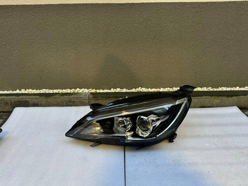 Frontscheinwerfer Peugeot 308 98169905 98169906 LED Rechts oder Links SCH5452068828sz