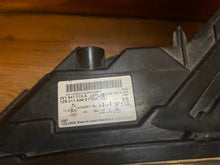 Laden Sie das Bild in den Galerie-Viewer, Frontscheinwerfer Skoda Superb III 1ZS011939-21 Links Scheinwerfer Headlight