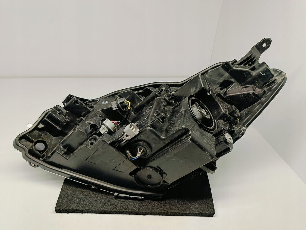 Frontscheinwerfer Toyota Yaris OD-197 OD-199 LED Rechts Scheinwerfer Headlight