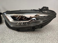 Laden Sie das Bild in den Galerie-Viewer, Frontscheinwerfer Mercedes-Benz Cls A2579068802 LED Links Scheinwerfer Headlight