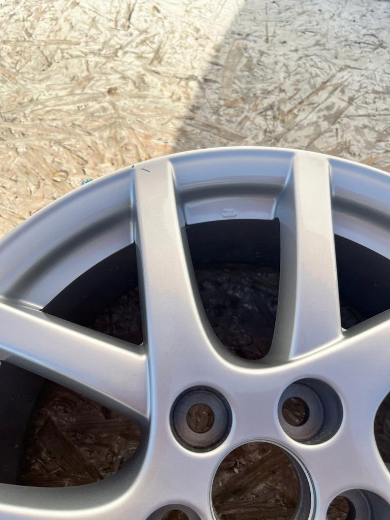 1x Alufelge 17 Zoll 7.0" 5x114.3 HL44471 Toyota Corolla Verso Rim Wheel