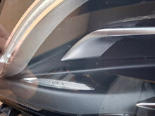 Laden Sie das Bild in den Galerie-Viewer, Frontscheinwerfer Mercedes-Benz Gla A1569061700 Xenon Links Headlight SCH9486760801yz