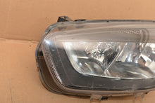 Laden Sie das Bild in den Galerie-Viewer, Frontscheinwerfer Ford Transit Tourneo Courier JT76-13W030-CD Links Headlight SCH2677945947sb